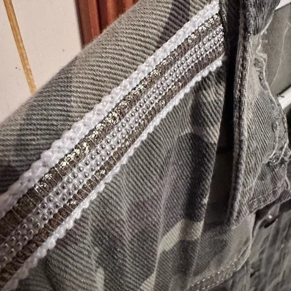 Denim Camo Jacket by BKE - Picture 3 of 6